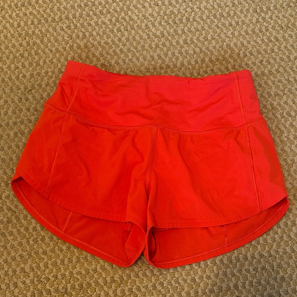 Lululemon Speed-Up High Rise Shorts 2.5”